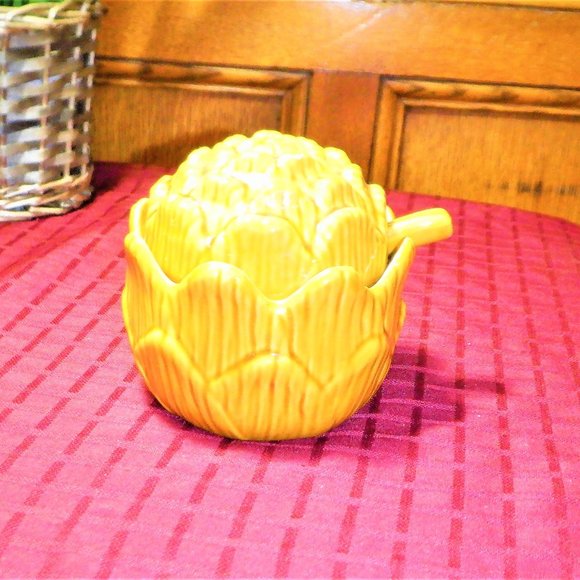 Outstanding ~OLFAIRE *** SERVING BOWL / SPOON /Matching LID *** Made in Portugal - Picture 1 of 4